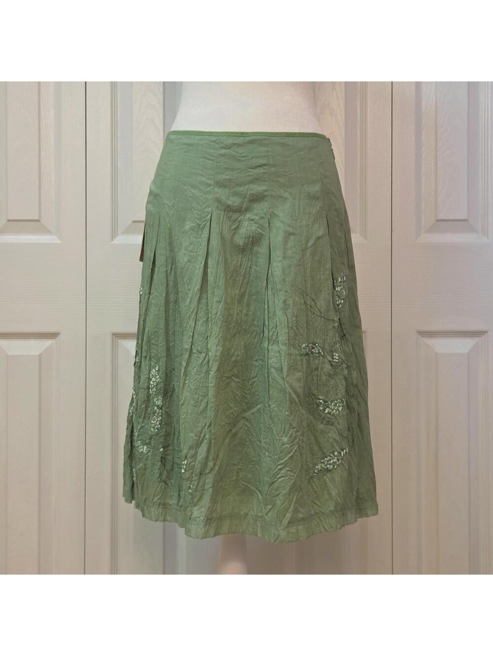 Sage Green Crinkle Fairy Midi Skirt Size 2 NWT Embroidered Floral Cottage Boho